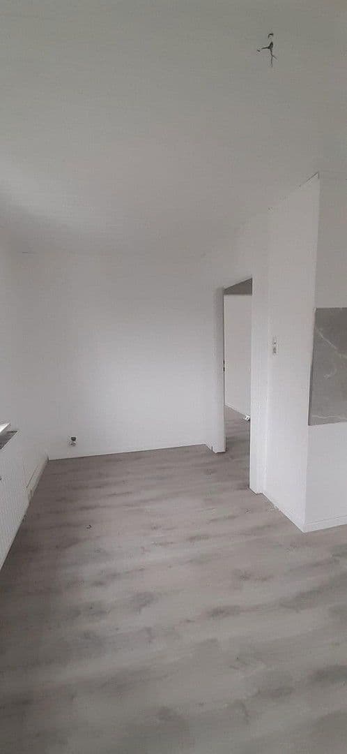 Prenájom bytu 2-izbový 50 m², Riedstraße 1, Chemnitz-Rabenstein, Sasko Prenájom bytu 2-izbový 50 m², Riedstraße 1, Chemnitz-Rabenstein, Sasko