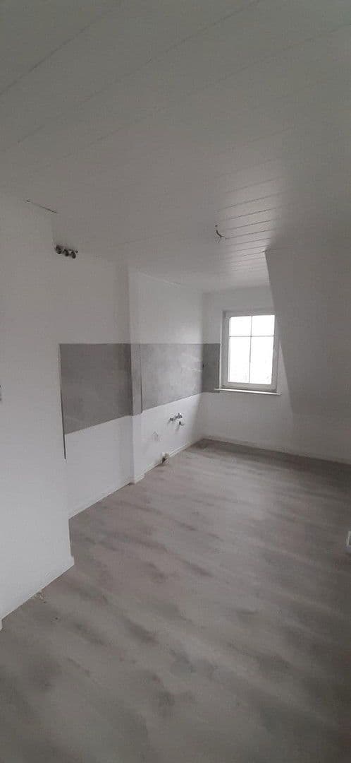 Prenájom bytu 2-izbový 50 m², Riedstraße 1, Chemnitz-Rabenstein, Sasko Prenájom bytu 2-izbový 50 m², Riedstraße 1, Chemnitz-Rabenstein, Sasko