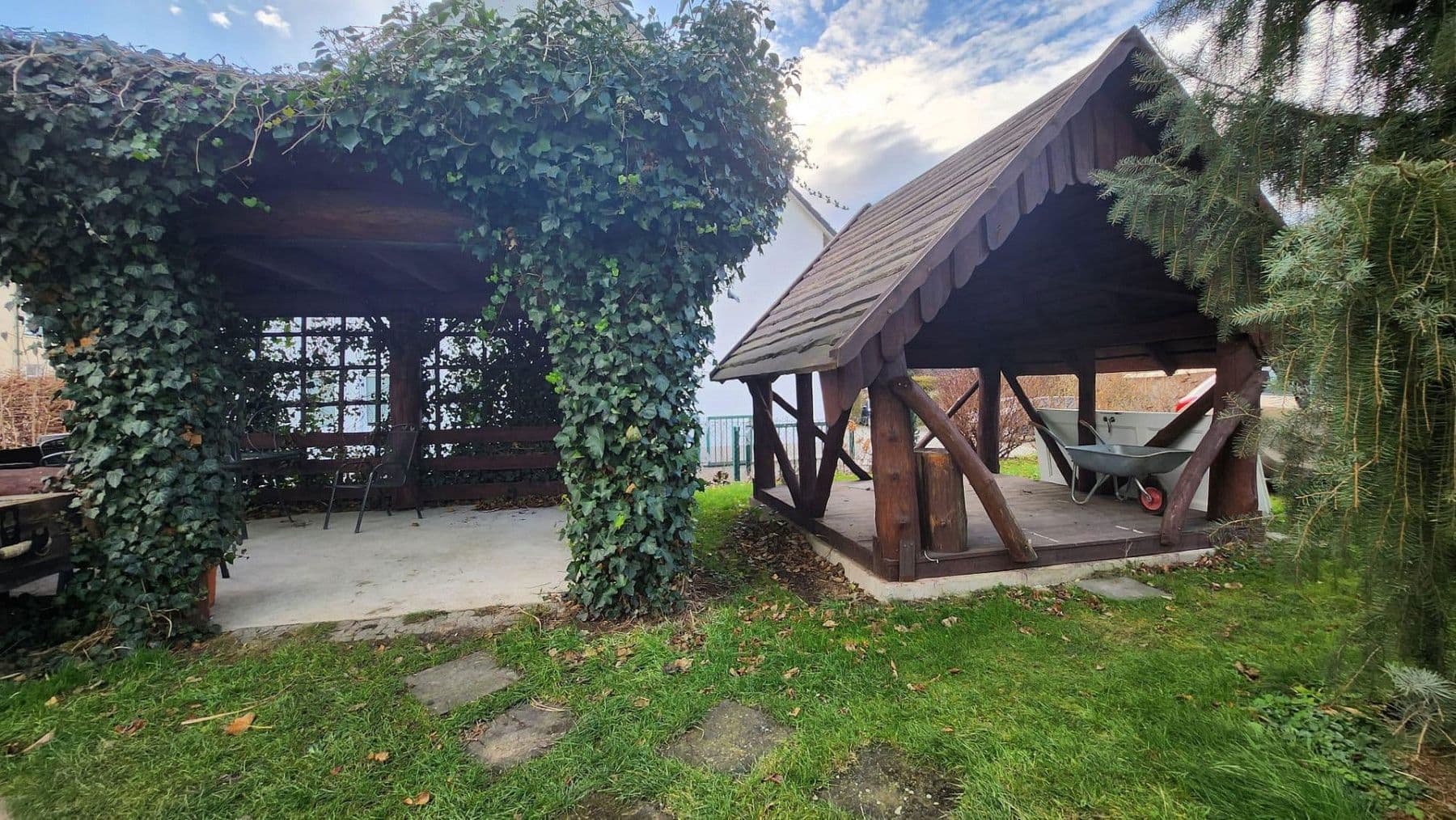 Prenájom bytu 2-izbový 50 m², Riedstraße 1, Chemnitz-Rabenstein, Sasko Prenájom bytu 2-izbový 50 m², Riedstraße 1, Chemnitz-Rabenstein, Sasko