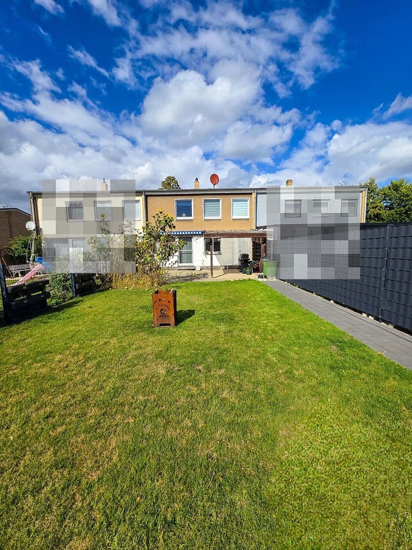 Predaj domu 94 m², pozemek 415 m², Salzgitter, Dolné Sasko Predaj domu 94 m², pozemek 415 m², Salzgitter, Dolné Sasko