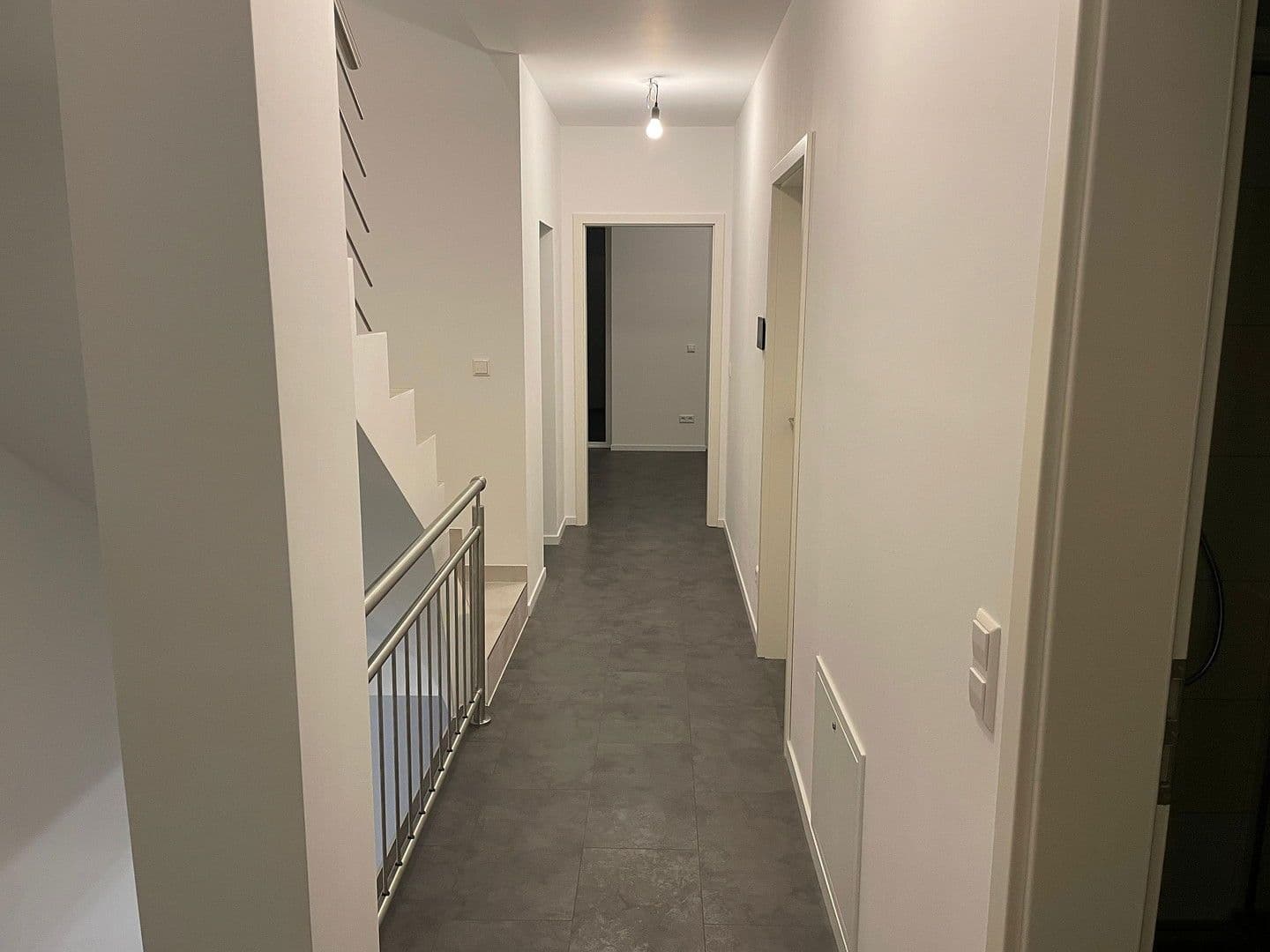 Predaj domu 150 m², pozemek 394 m², Enkenbacher Weg 106, Berlin, Berlín Predaj domu 150 m², pozemek 394 m², Enkenbacher Weg 106, Berlin, Berlín