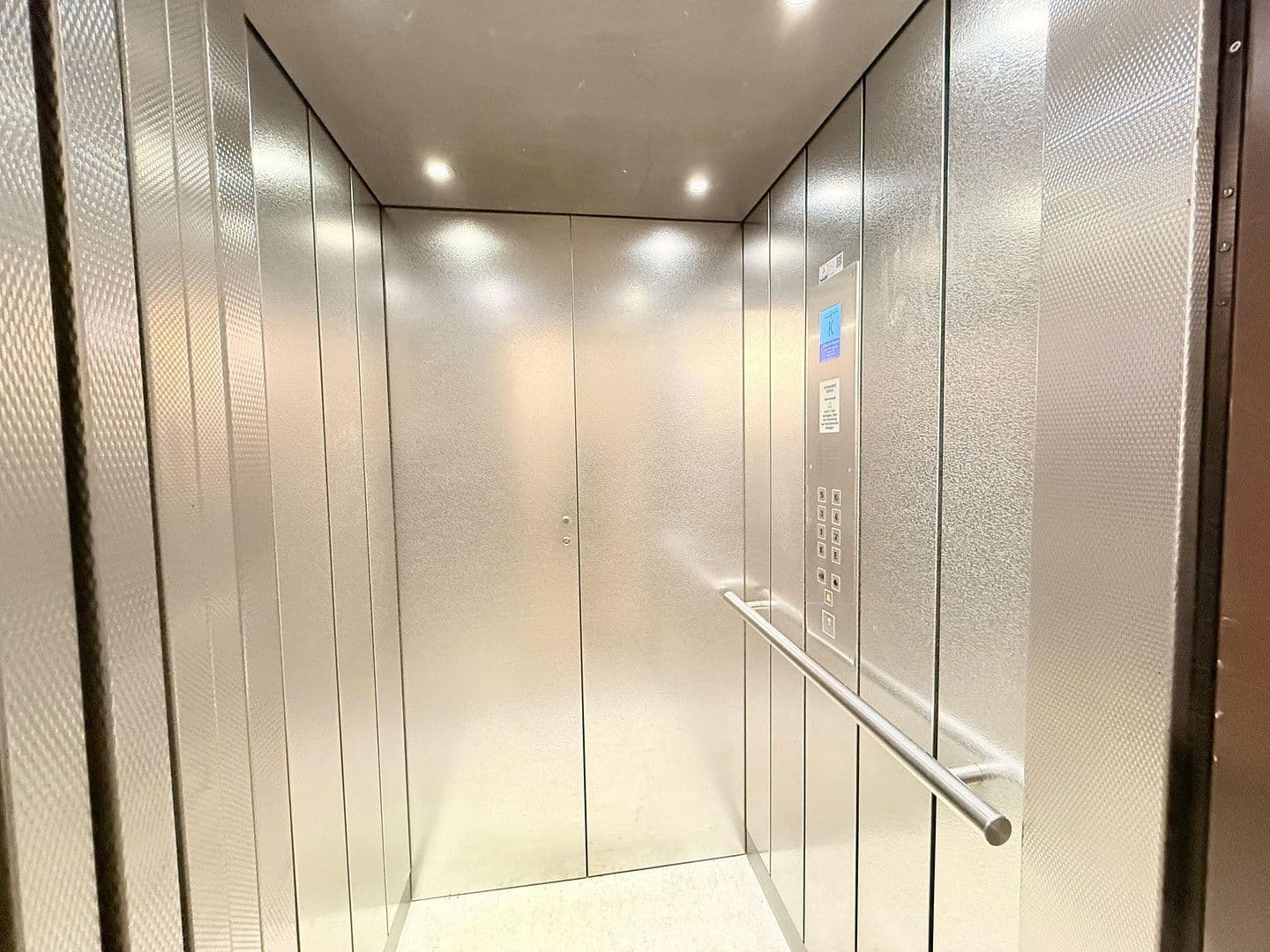 Predaj bytu 3-izbový 72 m², Josef-Neuberger-Str., Düsseldorf, Severné Porýnie - Westfálsko Predaj bytu 3-izbový 72 m², Josef-Neuberger-Str., Düsseldorf, Severné Porýnie - Westfálsko