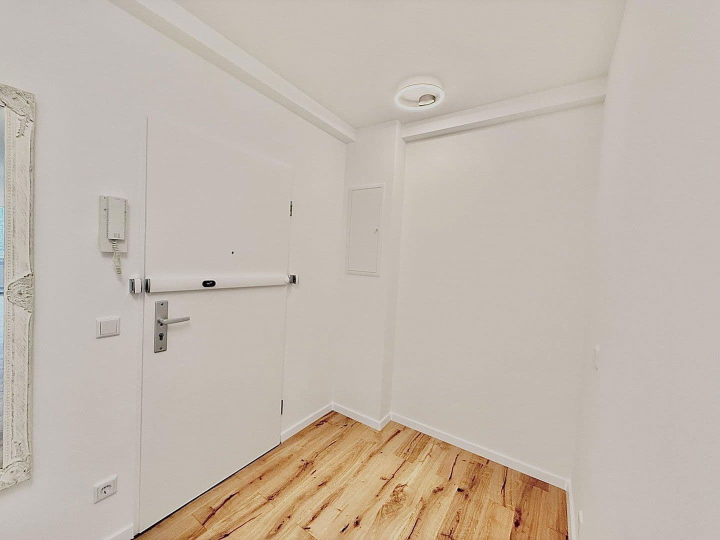 Predaj bytu 3-izbový 72 m², Josef-Neuberger-Str., Düsseldorf, Severné Porýnie - Westfálsko Predaj bytu 3-izbový 72 m², Josef-Neuberger-Str., Düsseldorf, Severné Porýnie - Westfálsko