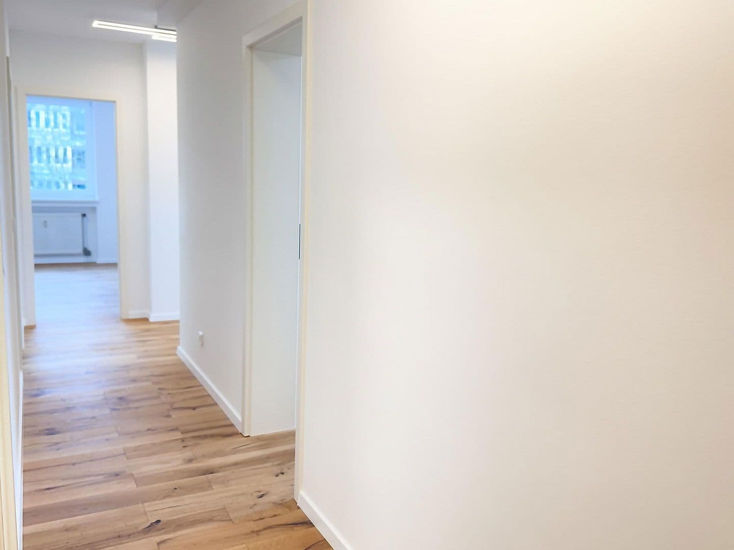 Predaj bytu 3-izbový 72 m², Josef-Neuberger-Str., Düsseldorf, Severné Porýnie - Westfálsko Predaj bytu 3-izbový 72 m², Josef-Neuberger-Str., Düsseldorf, Severné Porýnie - Westfálsko