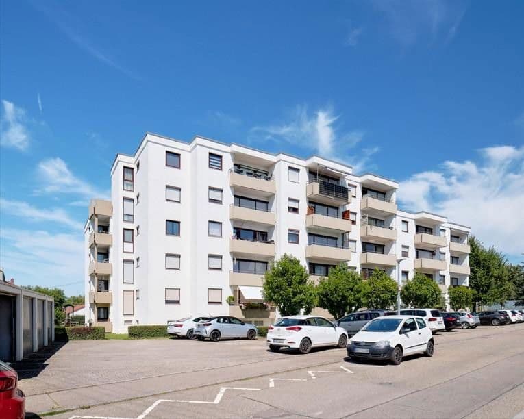 Predaj bytu 3-izbový 70 m², Leonberg, Bádensko-Wurttembersko Predaj bytu 3-izbový 70 m², Leonberg, Bádensko-Wurttembersko