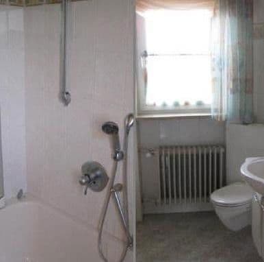 Predaj domu 123 m², pozemek 1.413 m², Guttenthau 23, Speichersdorf, Bavorsko Predaj domu 123 m², pozemek 1.413 m², Guttenthau 23, Speichersdorf, Bavorsko