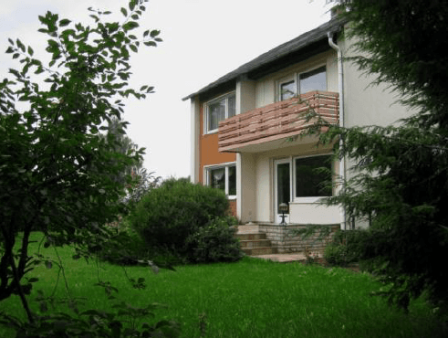 Predaj domu 123 m², pozemek 1.413 m², Guttenthau 23, Speichersdorf, Bavorsko Predaj domu 123 m², pozemek 1.413 m², Guttenthau 23, Speichersdorf, Bavorsko