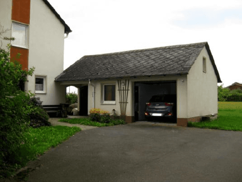 Predaj domu 123 m², pozemek 1.413 m², Guttenthau 23, Speichersdorf, Bavorsko Predaj domu 123 m², pozemek 1.413 m², Guttenthau 23, Speichersdorf, Bavorsko