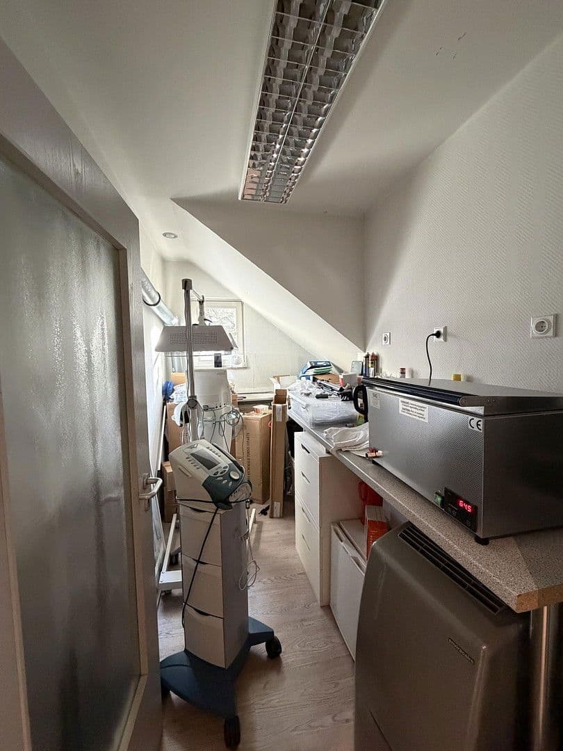 Prenájom kancelárie 185 m², Oldenburg, Dolné Sasko Prenájom kancelárie 185 m², Oldenburg, Dolné Sasko