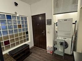 Prenájom bytu 3-izbový 90 m², FFM, Hesensko Prenájom bytu 3-izbový 90 m², FFM, Hesensko