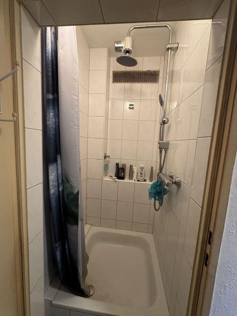 Prenájom bytu 5-izbový 80 m², Arnoldstraße 21, Dortmund, Severné Porýnie - Westfálsko Prenájom bytu 5-izbový 80 m², Arnoldstraße 21, Dortmund, Severné Porýnie - Westfálsko