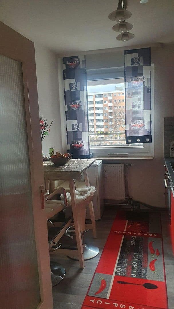 Prenájom bytu 2-izbový 58 m², Wettersteinstr. 51, Nürnberg-Langwasser, Bavorsko Prenájom bytu 2-izbový 58 m², Wettersteinstr. 51, Nürnberg-Langwasser, Bavorsko