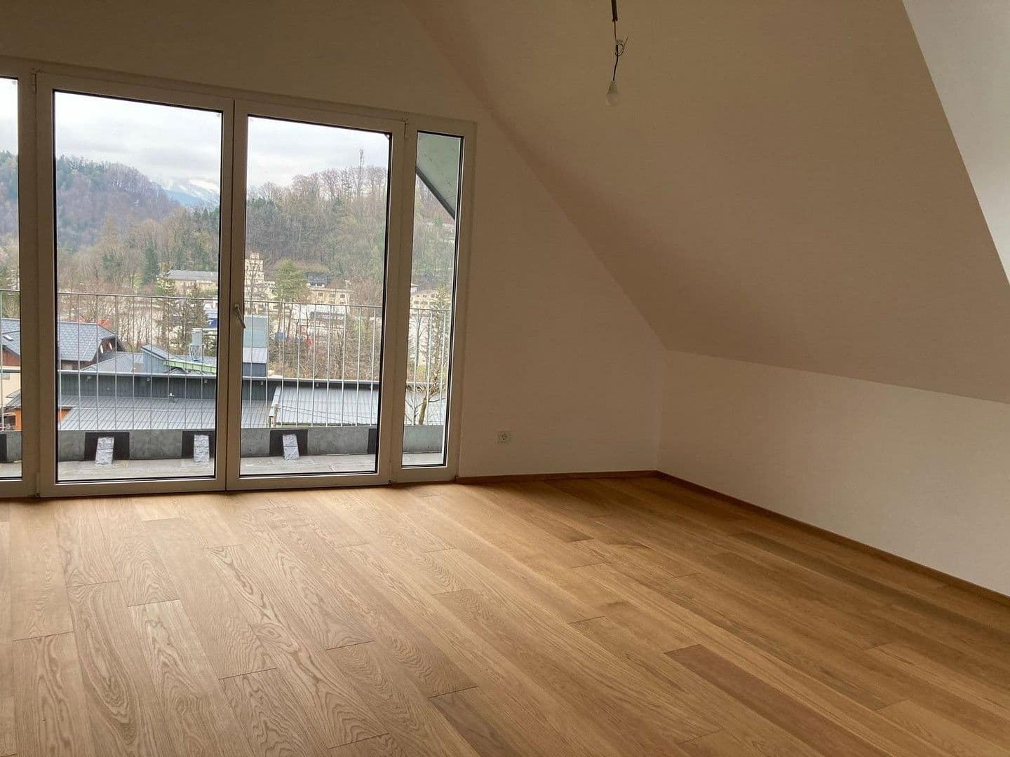 Prenájom bytu 3-izbový 80 m², Drachenlochstraße 14, St. Leonhard, Salzbursko Prenájom bytu 3-izbový 80 m², Drachenlochstraße 14, St. Leonhard, Salzbursko