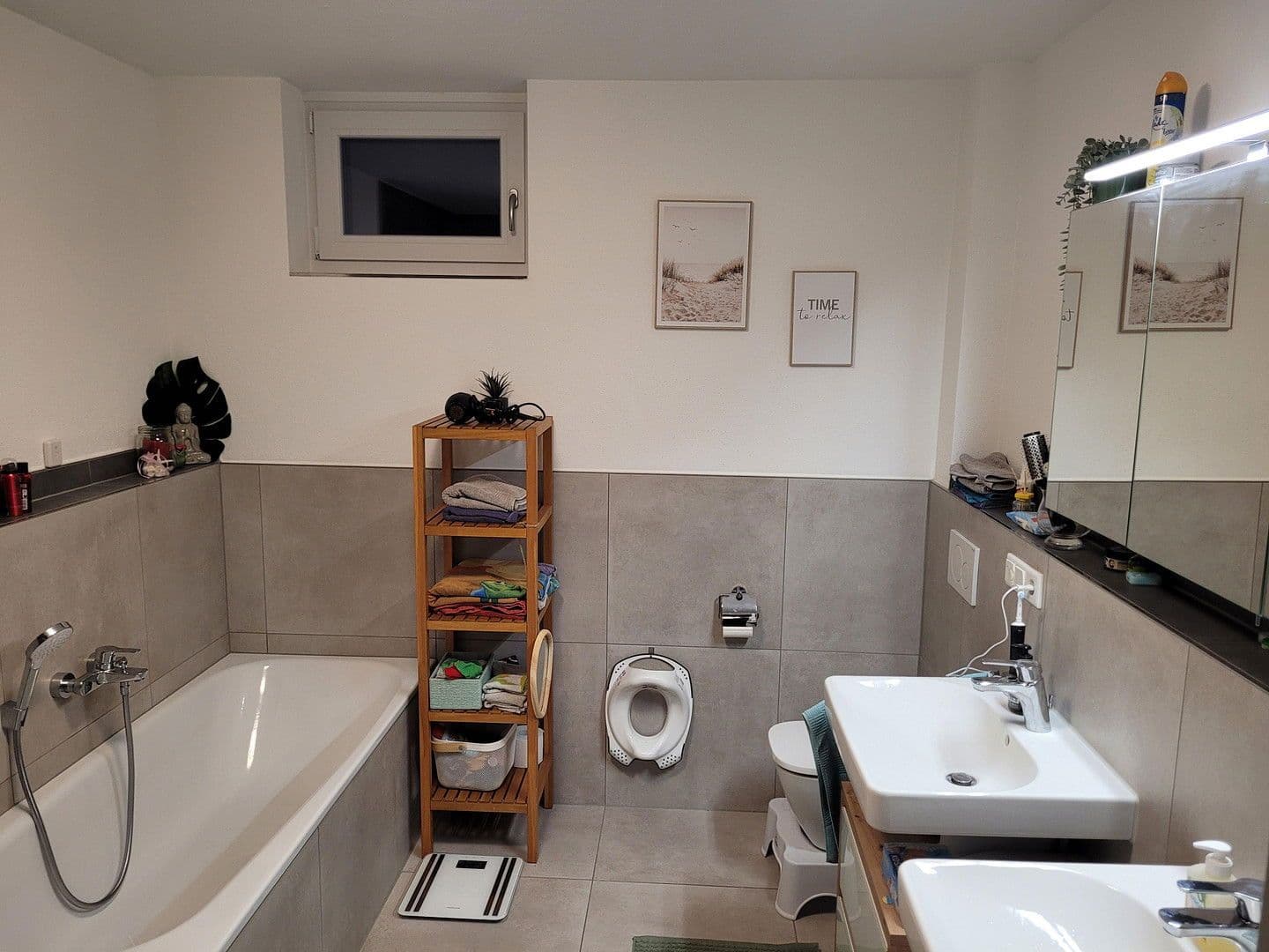 Prenájom bytu 4-izbový 101 m², Grafinger Str. 36, Aßling, Bavorsko Prenájom bytu 4-izbový 101 m², Grafinger Str. 36, Aßling, Bavorsko