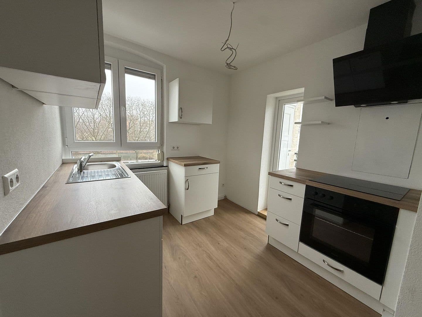 Prenájom bytu 16 m², Achtungstraße 9, Heilbronn, Bádensko-Wurttembersko Prenájom bytu 16 m², Achtungstraße 9, Heilbronn, Bádensko-Wurttembersko