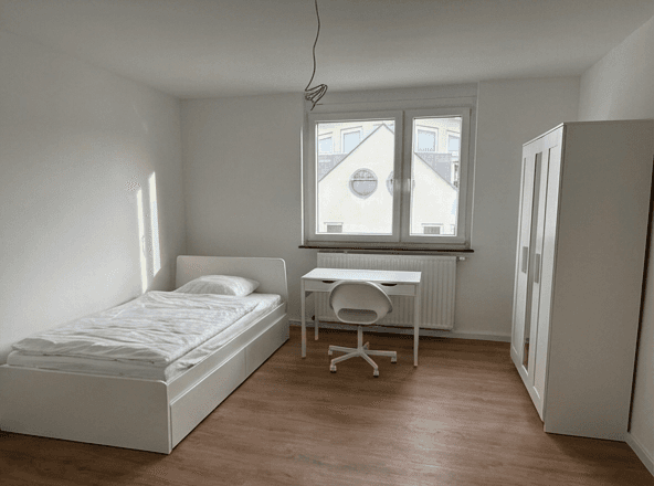 Prenájom bytu 16 m², Achtungstraße 9, Heilbronn, Bádensko-Wurttembersko Prenájom bytu 16 m², Achtungstraße 9, Heilbronn, Bádensko-Wurttembersko