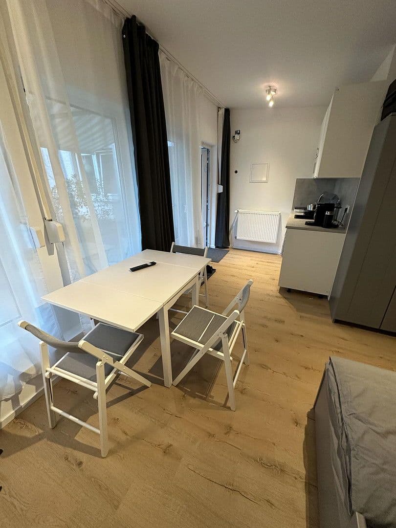 Prenájom bytu 1-izbový 25 m², Marburg, Hesensko Prenájom bytu 1-izbový 25 m², Marburg, Hesensko