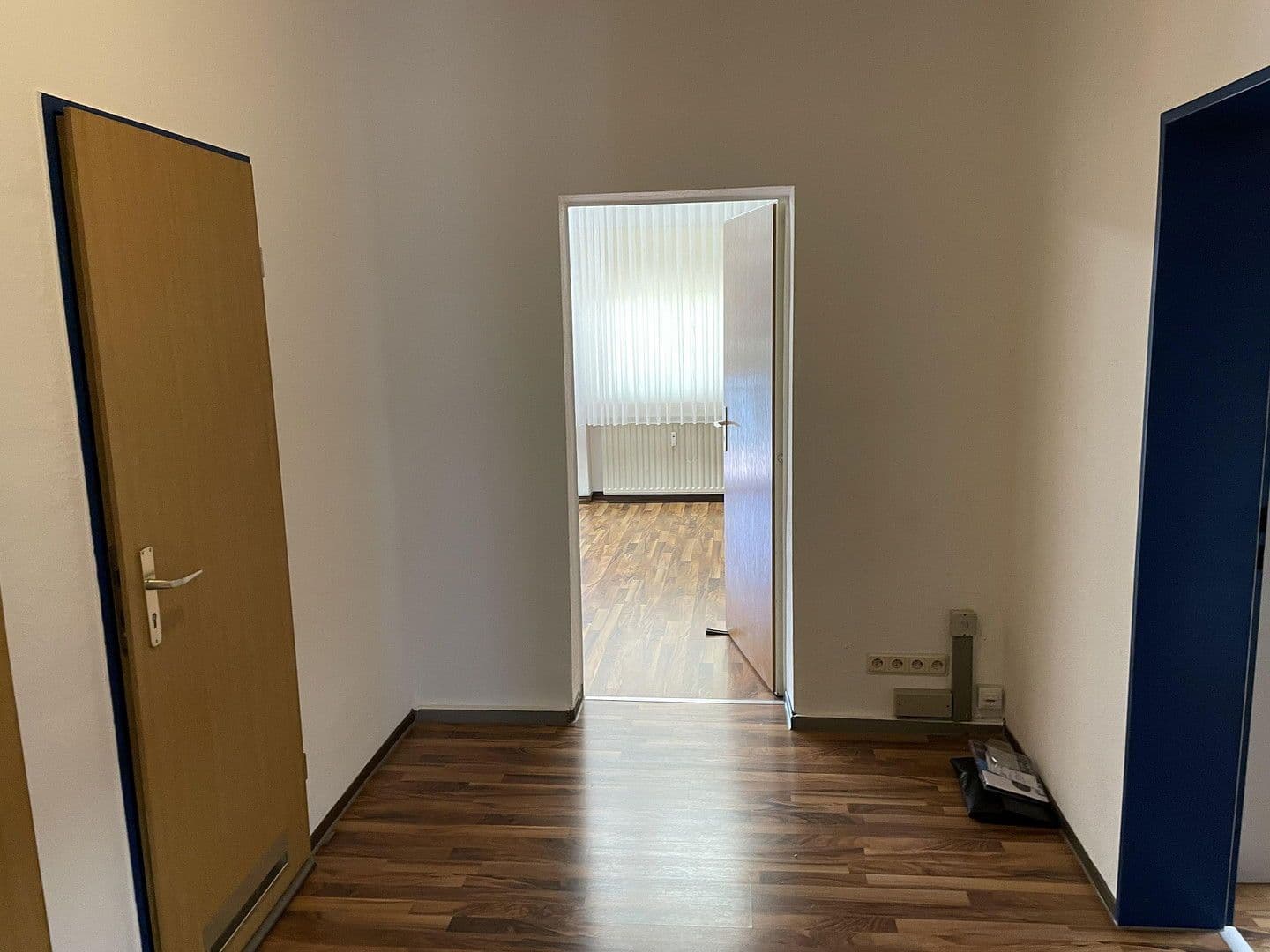 Prenájom kancelárie 93 m², Worms, Porýnie-Falcko Prenájom kancelárie 93 m², Worms, Porýnie-Falcko