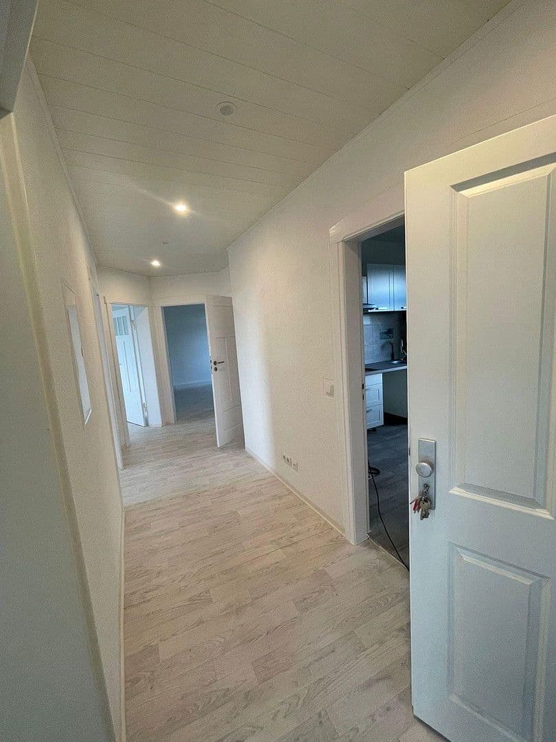 Prenájom bytu 4-izbový 89 m², Mühlenweg 4-6, Hohe Börde, Sasko-Anhaltsko Prenájom bytu 4-izbový 89 m², Mühlenweg 4-6, Hohe Börde, Sasko-Anhaltsko