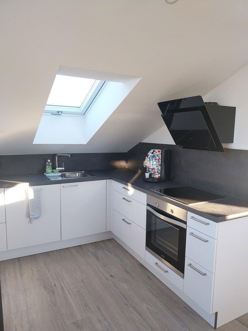 Prenájom bytu 1-izbový 35 m², Schwieberdingen, Bádensko-Wurttembersko Prenájom bytu 1-izbový 35 m², Schwieberdingen, Bádensko-Wurttembersko