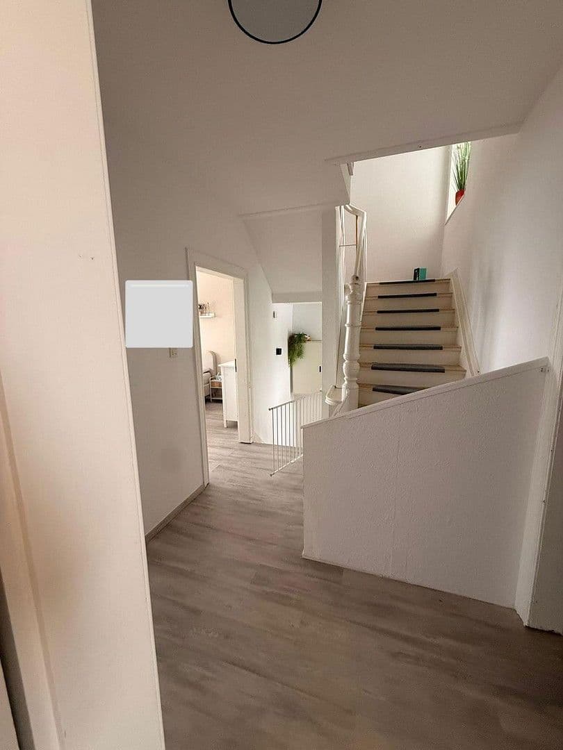 Predaj domu 150 m², pozemek 573 m², Köppenweg 9, Einbeck, Dolné Sasko Predaj domu 150 m², pozemek 573 m², Köppenweg 9, Einbeck, Dolné Sasko