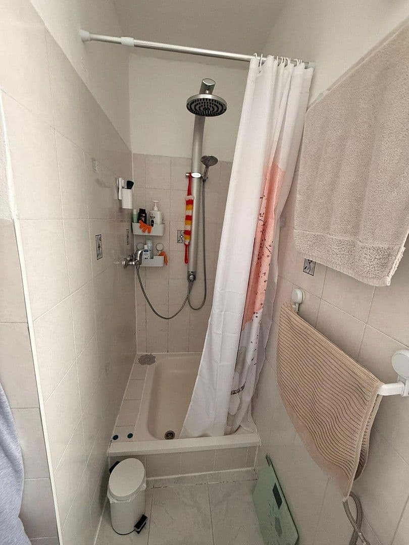 Predaj domu 150 m², pozemek 573 m², Köppenweg 9, Einbeck, Dolné Sasko Predaj domu 150 m², pozemek 573 m², Köppenweg 9, Einbeck, Dolné Sasko