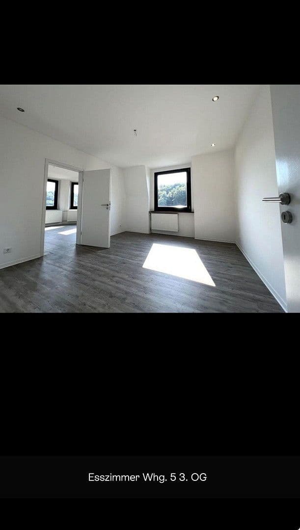 Prenájom bytu 3-izbový 84 m², Kampstraße 16, Ennepetal, Severné Porýnie - Westfálsko Prenájom bytu 3-izbový 84 m², Kampstraße 16, Ennepetal, Severné Porýnie - Westfálsko