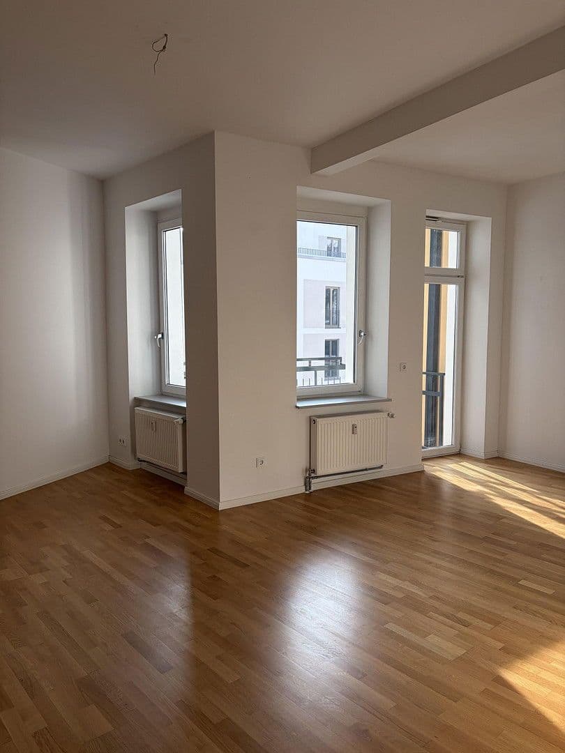 Prenájom bytu 4-izbový 104 m², Seelenbinder Straße, Leipzig, Sasko Prenájom bytu 4-izbový 104 m², Seelenbinder Straße, Leipzig, Sasko