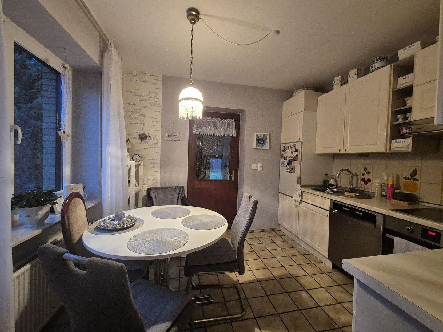 Predaj domu 200 m², pozemek 1.162 m², Drebber, Dolné Sasko Predaj domu 200 m², pozemek 1.162 m², Drebber, Dolné Sasko