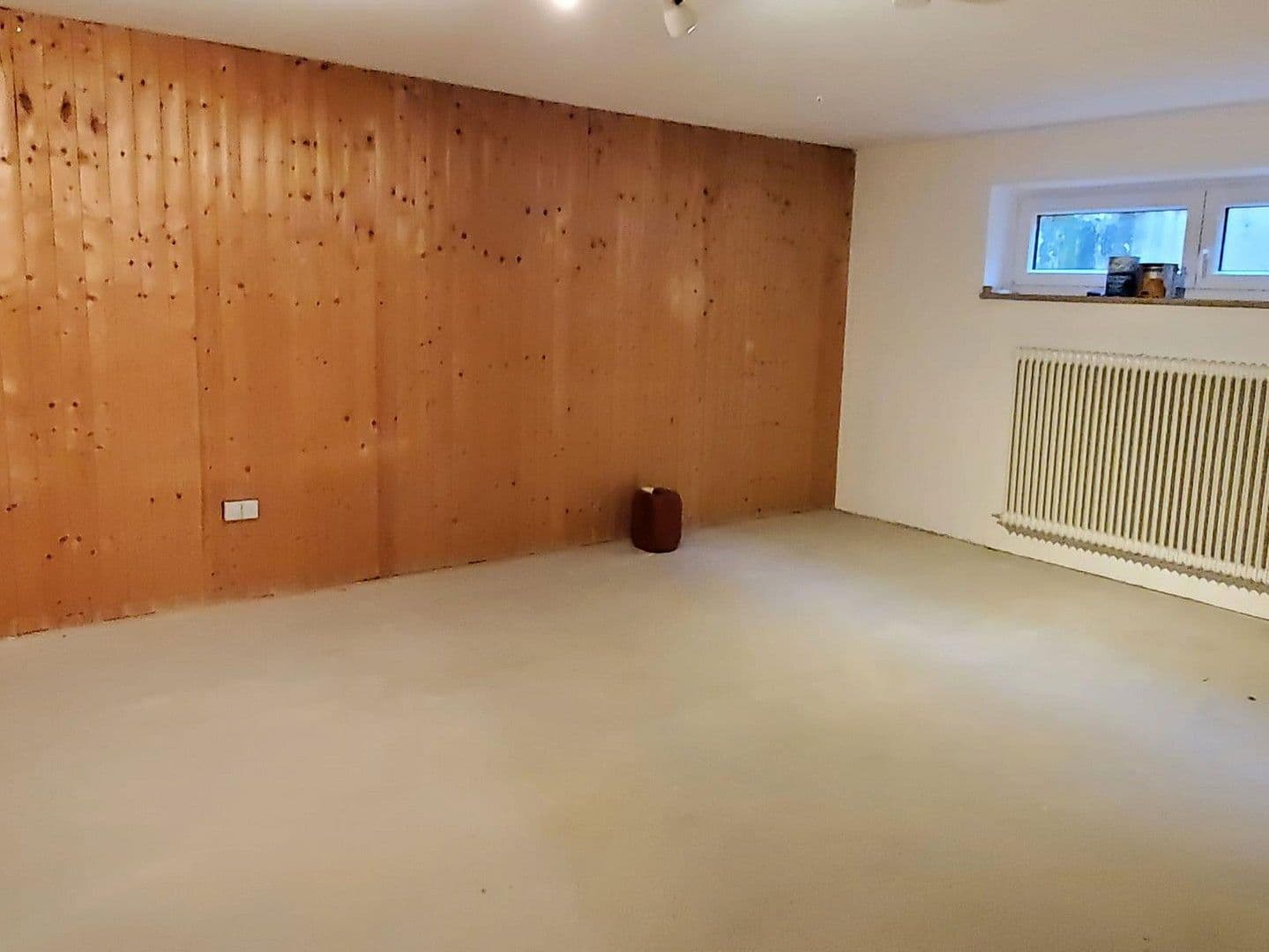 Prenájom domu 154 m², pozemek 414 m², Fürstenfeldbruck, Bavorsko Prenájom domu 154 m², pozemek 414 m², Fürstenfeldbruck, Bavorsko