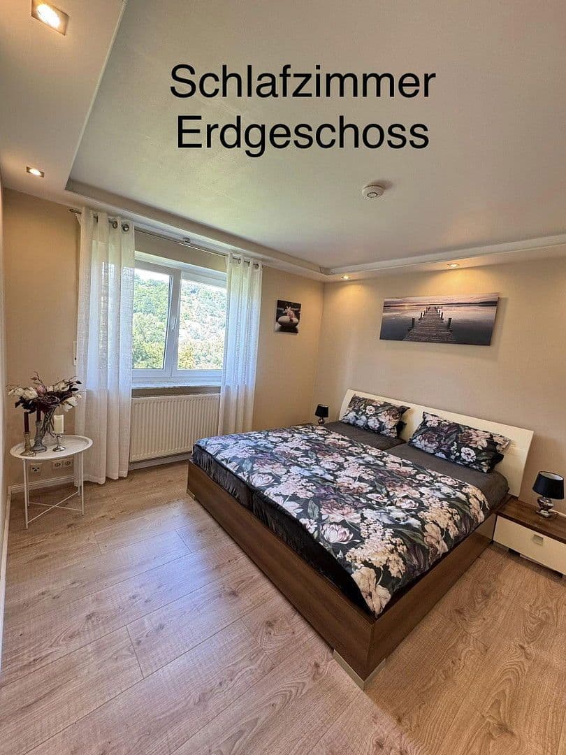 Predaj domu 165 m², pozemek 1.300 m², Forchtenberg, Bádensko-Wurttembersko Predaj domu 165 m², pozemek 1.300 m², Forchtenberg, Bádensko-Wurttembersko