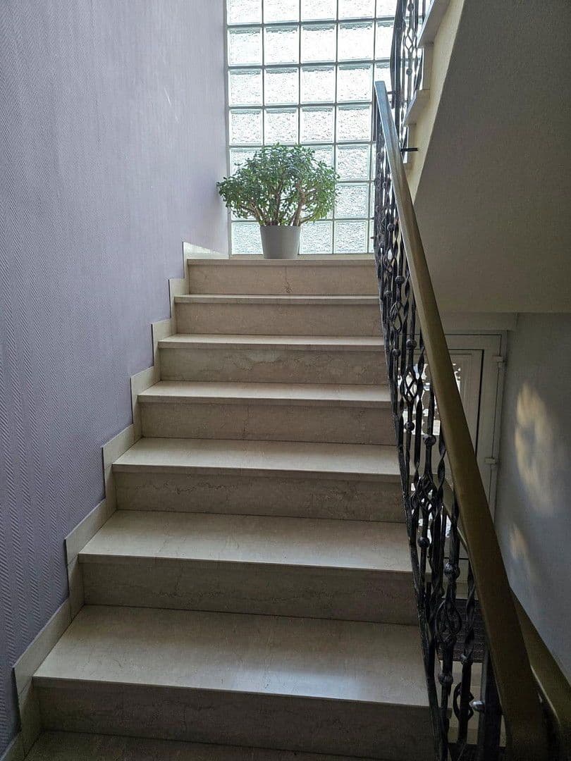 Prenájom bytu 3-izbový 120 m², Wilhelmstraße 12, Karben, Hesensko Prenájom bytu 3-izbový 120 m², Wilhelmstraße 12, Karben, Hesensko