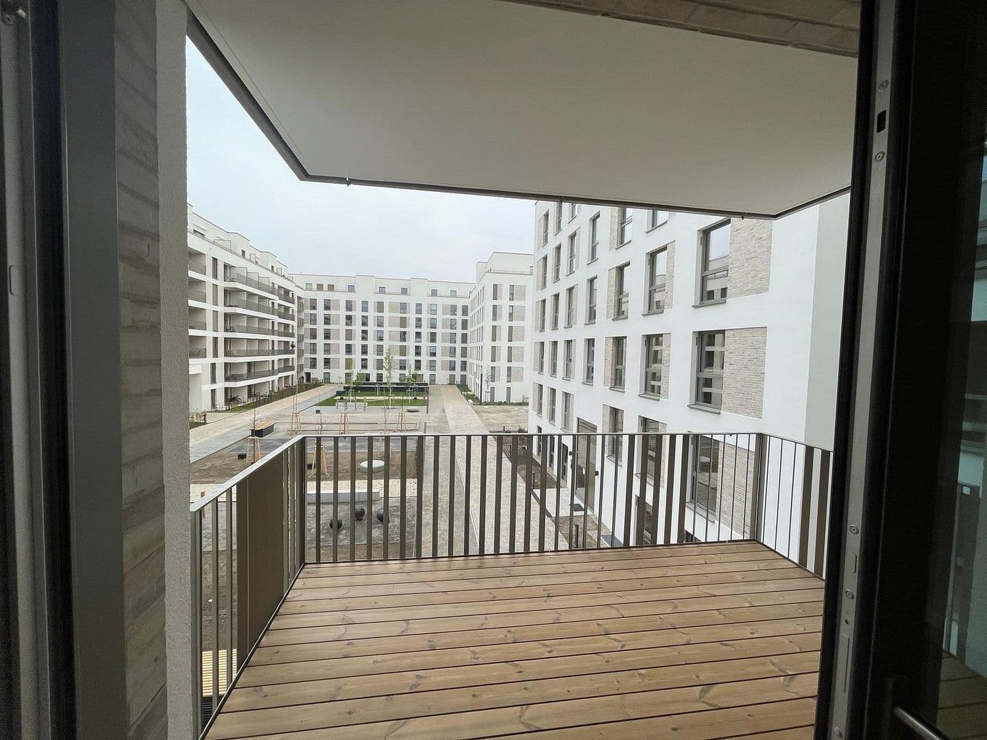 Prenájom bytu 2-izbový 60 m², Berlin, Berlín Prenájom bytu 2-izbový 60 m², Berlin, Berlín