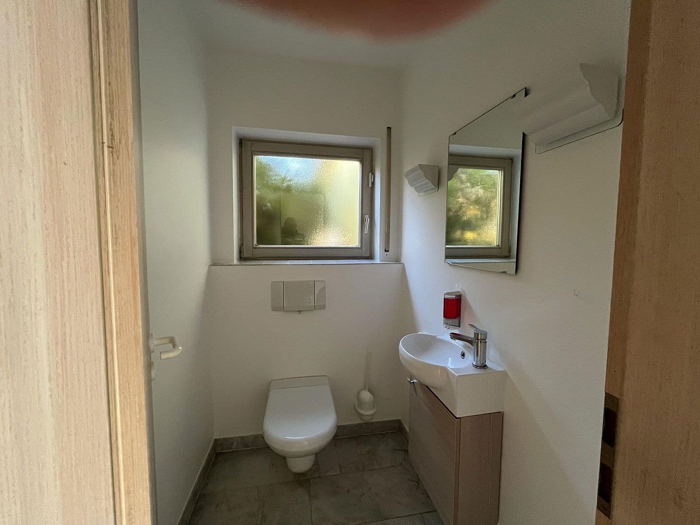 Prenájom domu 130 m², pozemek 880 m², Egerlandweg 1, Uhingen, Bádensko-Wurttembersko Prenájom domu 130 m², pozemek 880 m², Egerlandweg 1, Uhingen, Bádensko-Wurttembersko