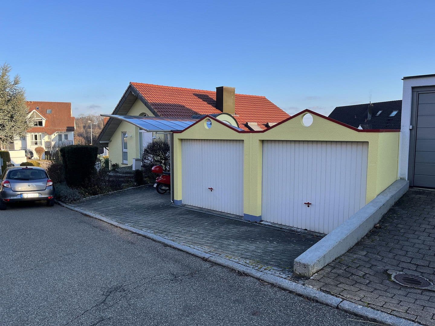 Prenájom domu 130 m², pozemek 880 m², Egerlandweg 1, Uhingen, Bádensko-Wurttembersko Prenájom domu 130 m², pozemek 880 m², Egerlandweg 1, Uhingen, Bádensko-Wurttembersko