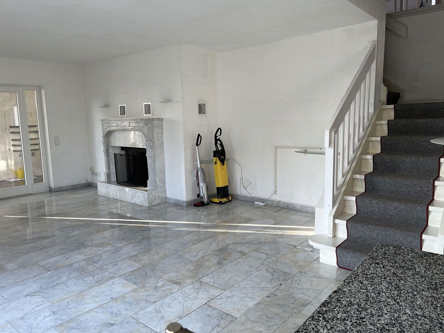 Prenájom domu 130 m², pozemek 880 m², Egerlandweg 1, Uhingen, Bádensko-Wurttembersko Prenájom domu 130 m², pozemek 880 m², Egerlandweg 1, Uhingen, Bádensko-Wurttembersko