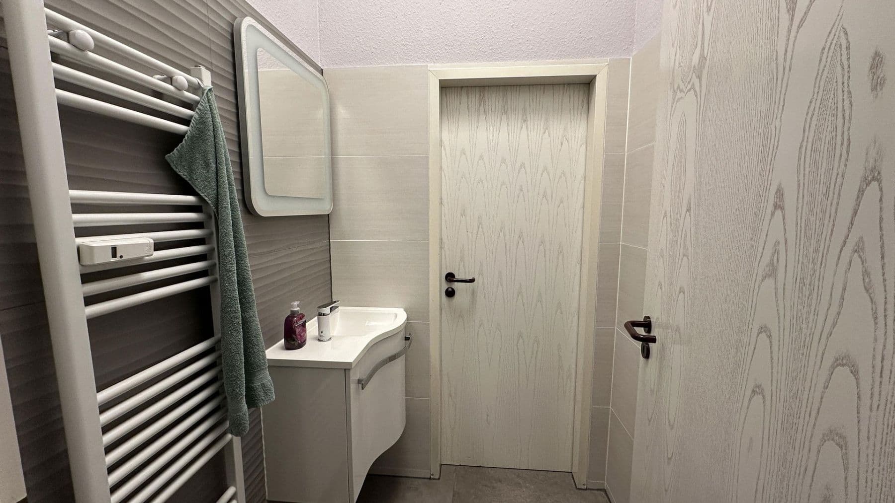 Prenájom kancelárie 145 m², Wurzner Straße 151, Leipzig, Sasko Prenájom kancelárie 145 m², Wurzner Straße 151, Leipzig, Sasko