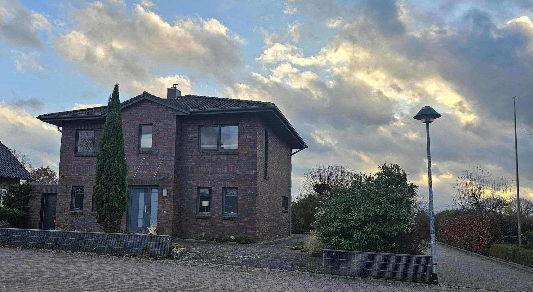 Predaj domu 167 m², pozemek 715 m², Nortorf, Šlezvicko-Holštajnsko Predaj domu 167 m², pozemek 715 m², Nortorf, Šlezvicko-Holštajnsko