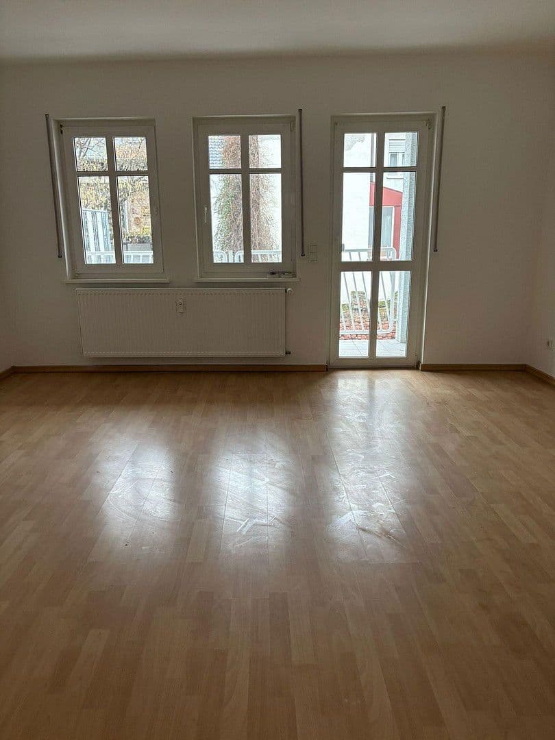 Predaj domu 201 m², pozemek 188 m², Paulusstr, Worms, Porýnie-Falcko Predaj domu 201 m², pozemek 188 m², Paulusstr, Worms, Porýnie-Falcko