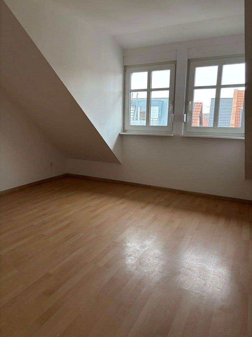 Predaj domu 201 m², pozemek 188 m², Paulusstr, Worms, Porýnie-Falcko Predaj domu 201 m², pozemek 188 m², Paulusstr, Worms, Porýnie-Falcko