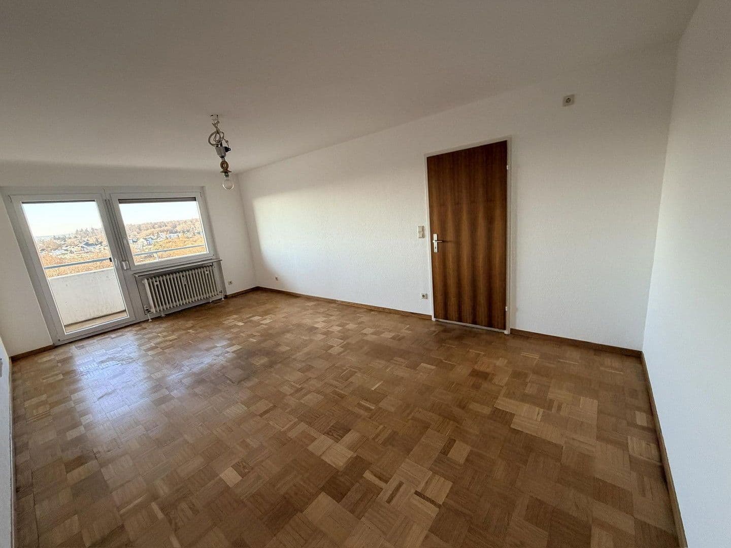 Predaj bytu 3-izbový 75 m², Hohenstaufenstrasse 100, Göppingen, Bádensko-Wurttembersko Predaj bytu 3-izbový 75 m², Hohenstaufenstrasse 100, Göppingen, Bádensko-Wurttembersko