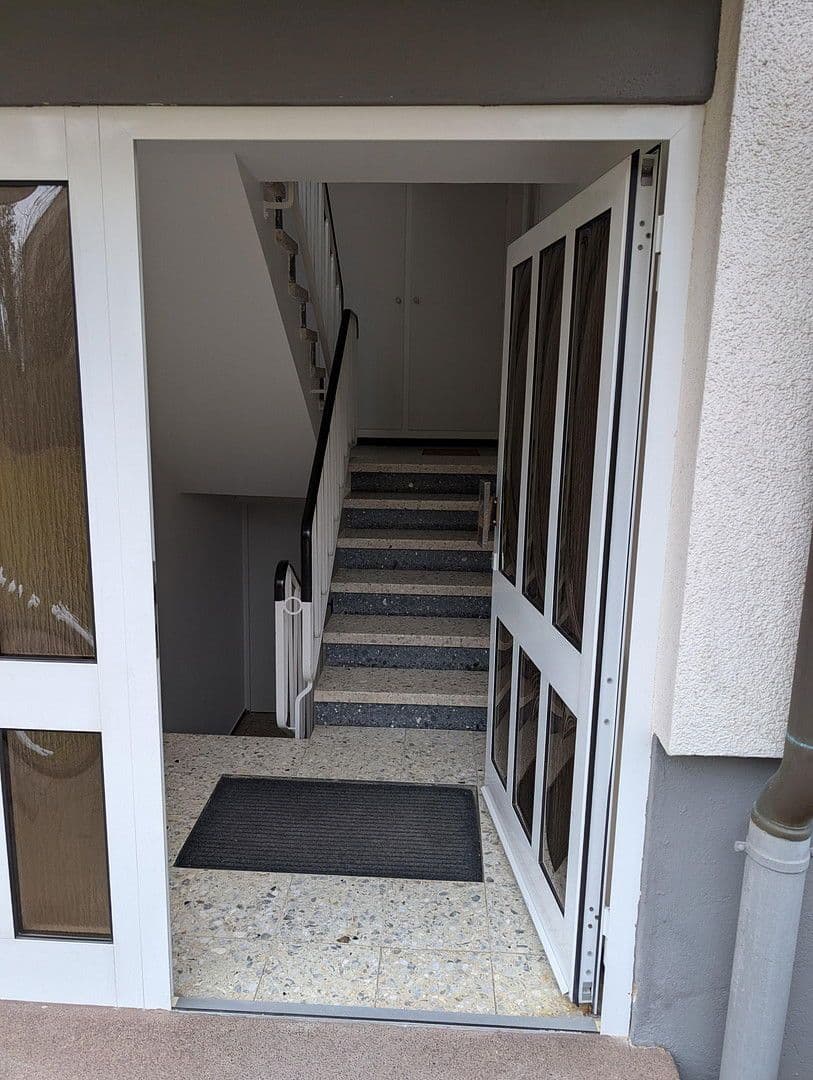 Predaj bytu 4-izbový 93 m², Korntal-Münchingen, Bádensko-Wurttembersko Predaj bytu 4-izbový 93 m², Korntal-Münchingen, Bádensko-Wurttembersko