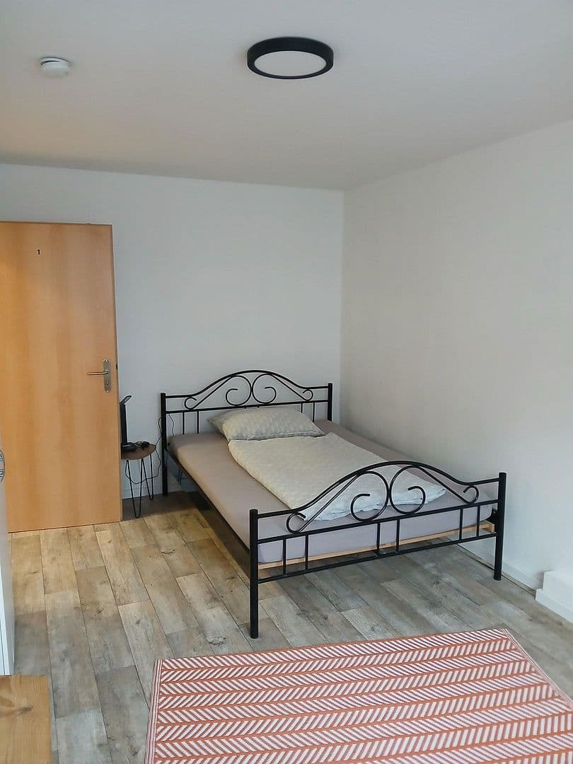 Prenájom bytu 5-izbový 135 m², Forchheimer Str. 7, Baiersdorf, Bavorsko Prenájom bytu 5-izbový 135 m², Forchheimer Str. 7, Baiersdorf, Bavorsko