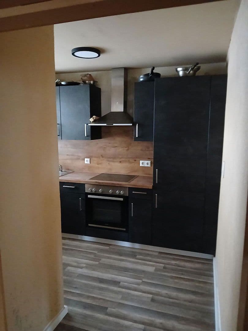 Prenájom bytu 5-izbový 135 m², Forchheimer Str. 7, Baiersdorf, Bavorsko Prenájom bytu 5-izbový 135 m², Forchheimer Str. 7, Baiersdorf, Bavorsko