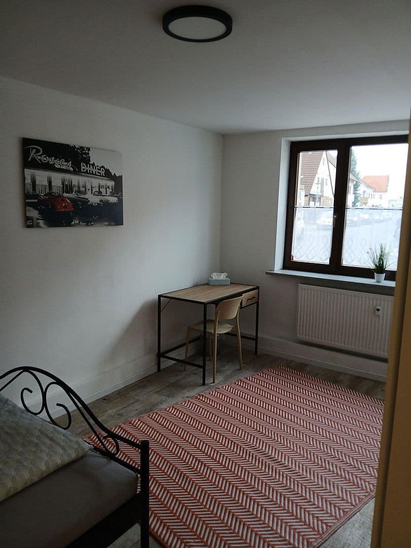 Prenájom bytu 5-izbový 135 m², Forchheimer Str. 7, Baiersdorf, Bavorsko Prenájom bytu 5-izbový 135 m², Forchheimer Str. 7, Baiersdorf, Bavorsko