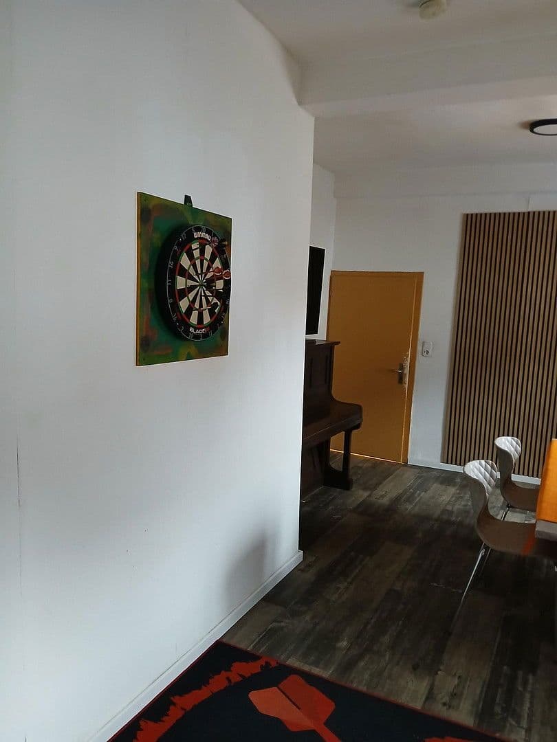 Prenájom bytu 5-izbový 135 m², Forchheimer Str. 7, Baiersdorf, Bavorsko Prenájom bytu 5-izbový 135 m², Forchheimer Str. 7, Baiersdorf, Bavorsko