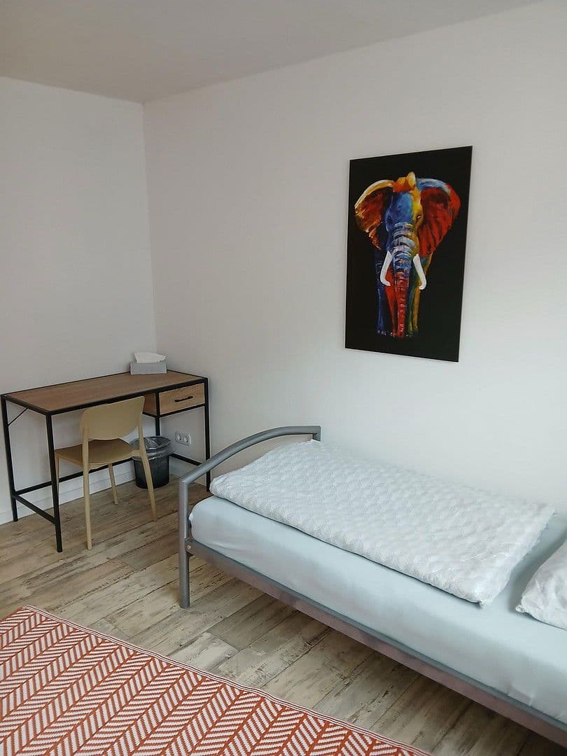 Prenájom bytu 5-izbový 135 m², Forchheimer Str. 7, Baiersdorf, Bavorsko Prenájom bytu 5-izbový 135 m², Forchheimer Str. 7, Baiersdorf, Bavorsko