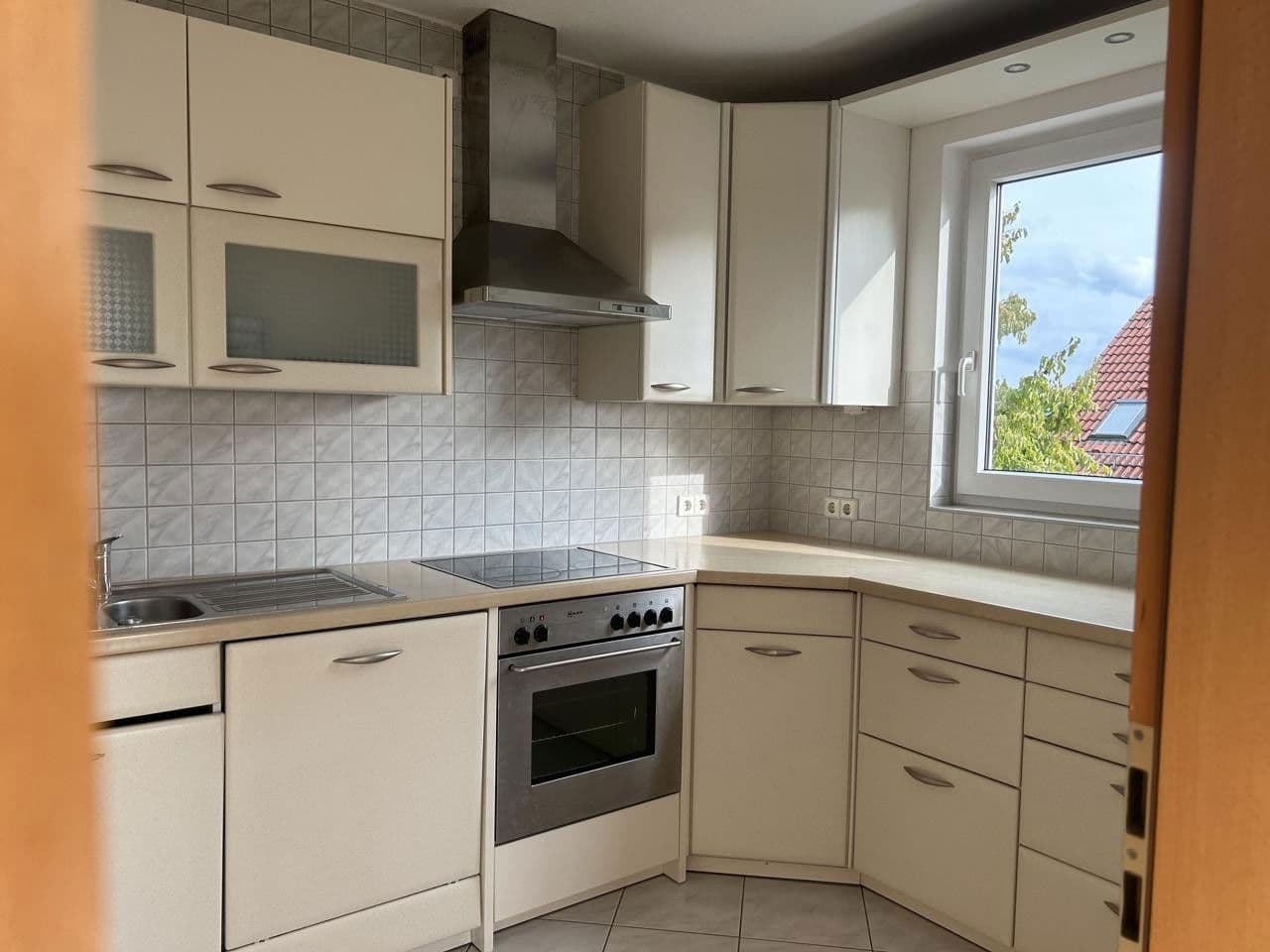 Prenájom bytu 2-izbový 60 m², Kurt-Tucholsky-Straße 21, Ditzingen, Bádensko-Wurttembersko Prenájom bytu 2-izbový 60 m², Kurt-Tucholsky-Straße 21, Ditzingen, Bádensko-Wurttembersko