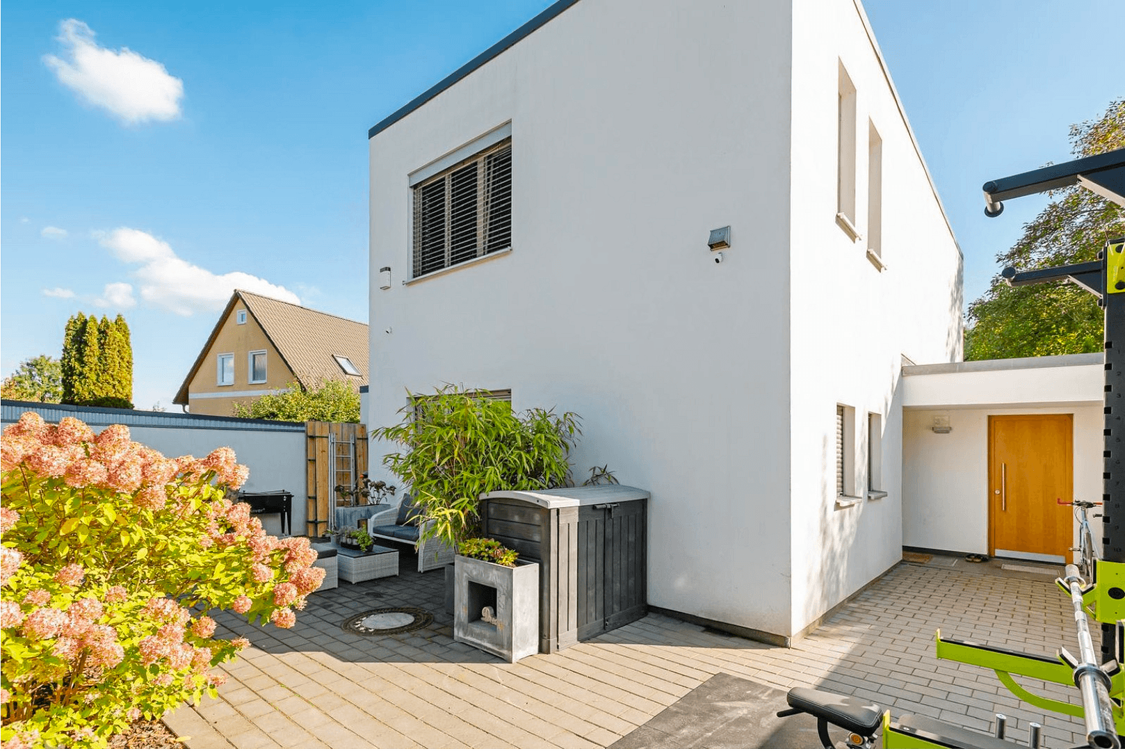 Prenájom domu 136 m², pozemek 483 m², Berlin, Berlín Prenájom domu 136 m², pozemek 483 m², Berlin, Berlín