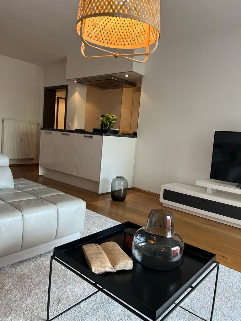 Prenájom bytu 2-izbový 72 m², Neutrograben 11, Nürnberg (Stadtteil St. Johannis), Bavorsko Prenájom bytu 2-izbový 72 m², Neutrograben 11, Nürnberg (Stadtteil St. Johannis), Bavorsko